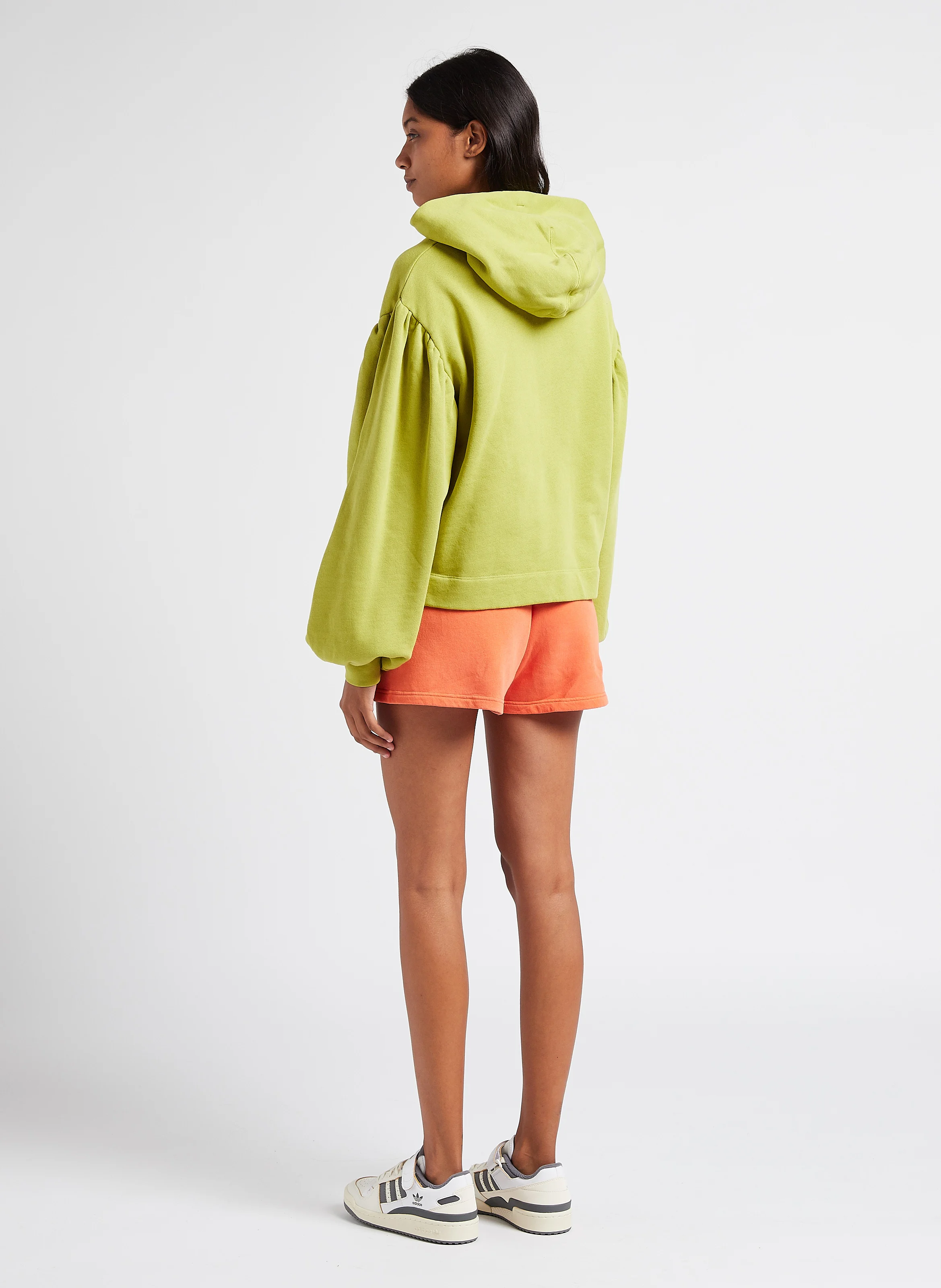 AKANE RUSCHED HOODIE - Sweat à manches ballon en coton| Vert