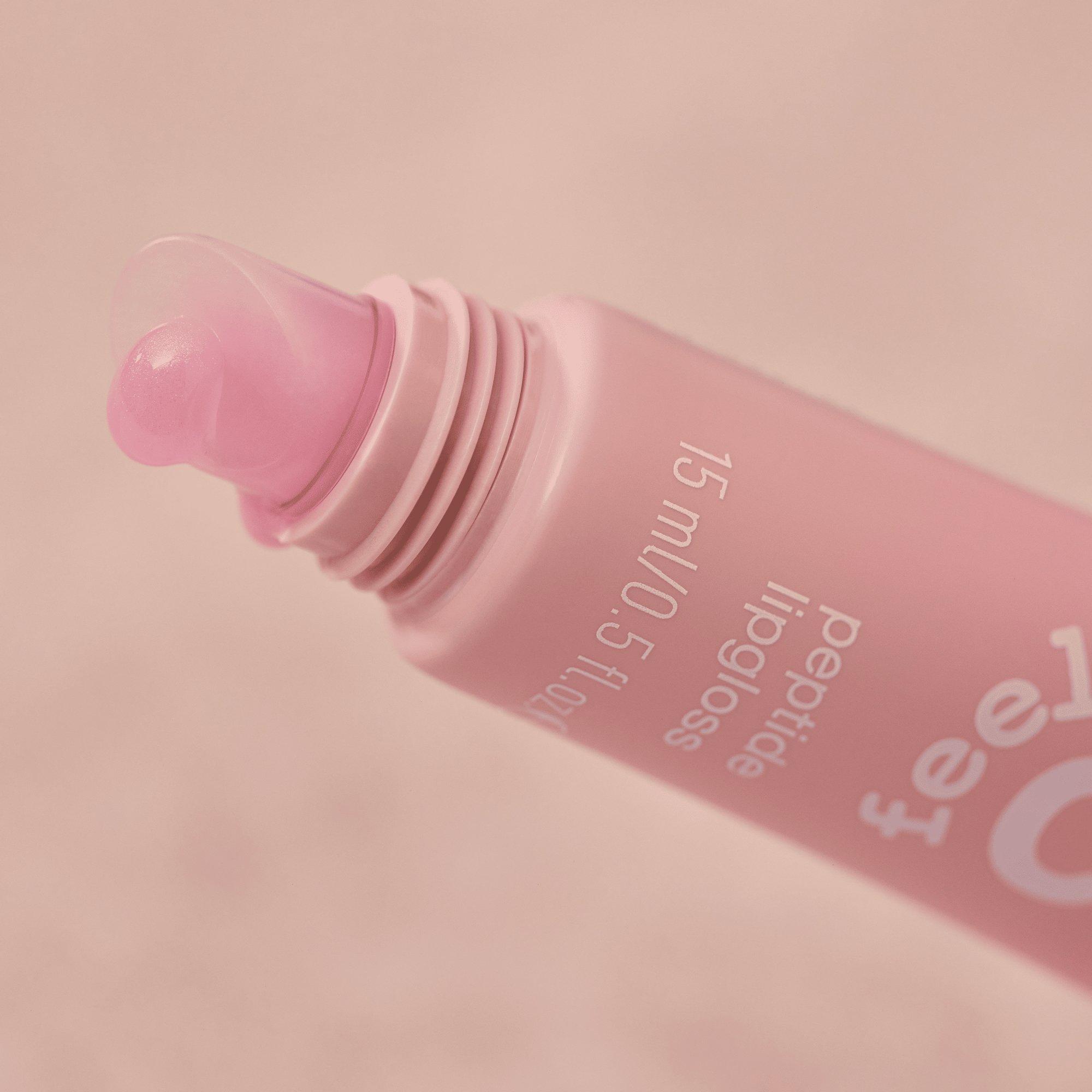 feelin' comfy peptide lipgloss