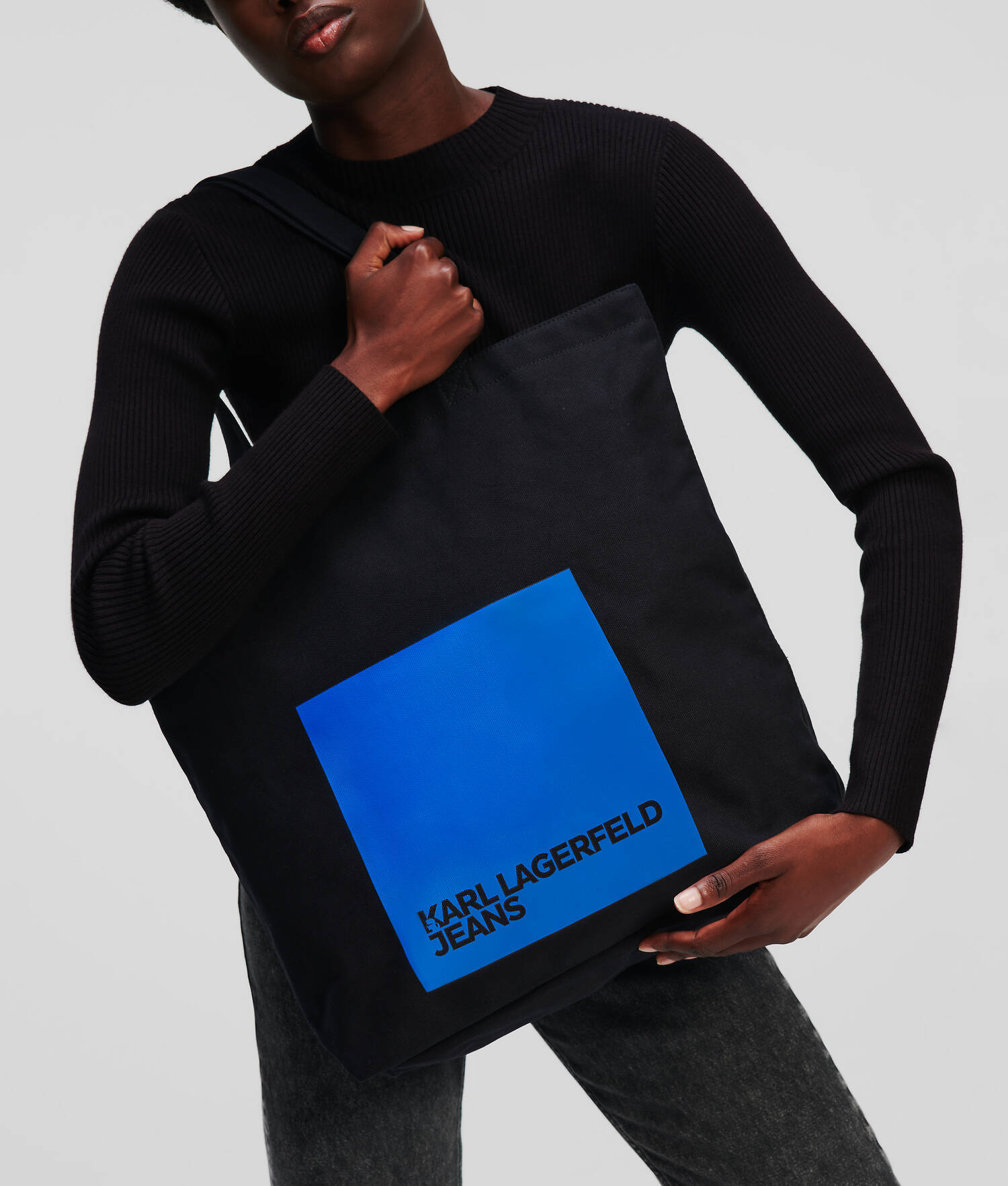 CABAS EN TOILE AVEC EMPIÈCEMENT À LOGO KLJ