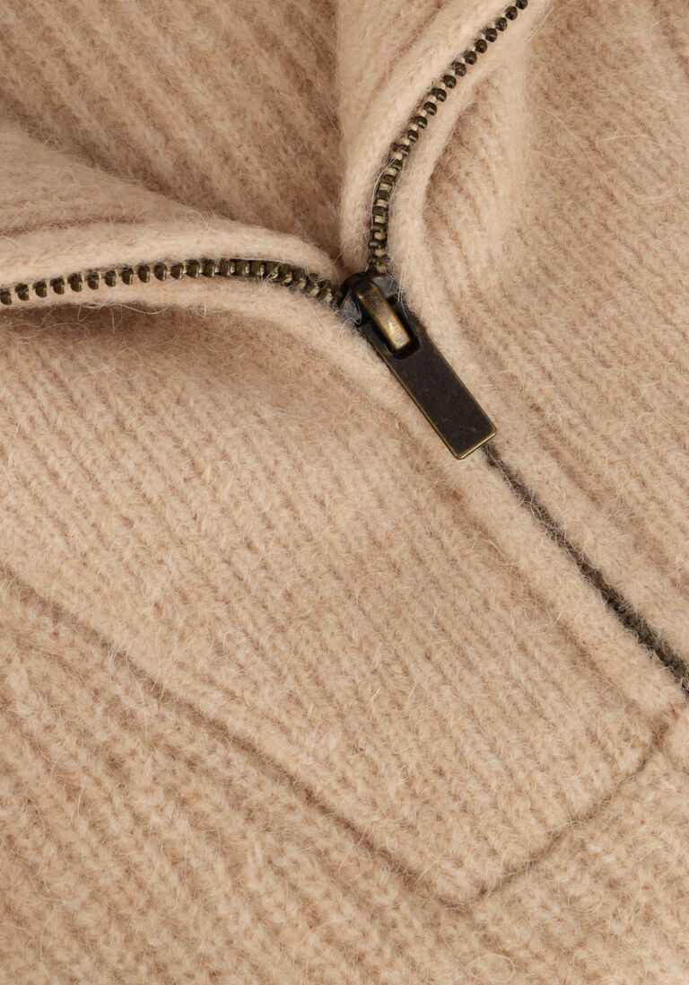 KNIT-TED camel knit-ted spencer mace