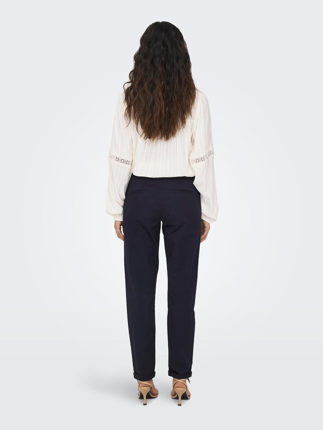 ONLBIANA Normal geschnitten Chino Hose Night Sky