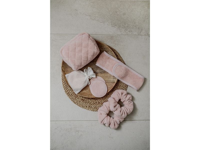 Vossen My Moments Beauty Bag Pearl Skin Essentials für eine entspannte Hautpflege
