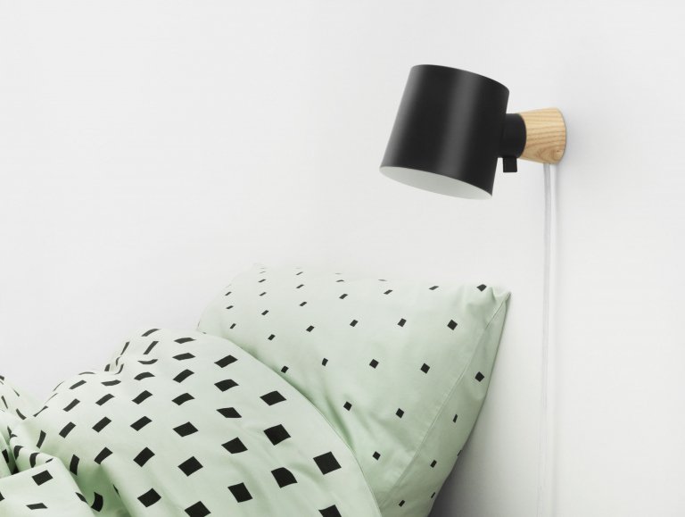 Normann Copenhagen Rise wandlamp petroleumgroen