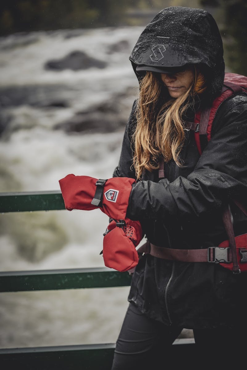 Fjellvotten Mitt Sr Red