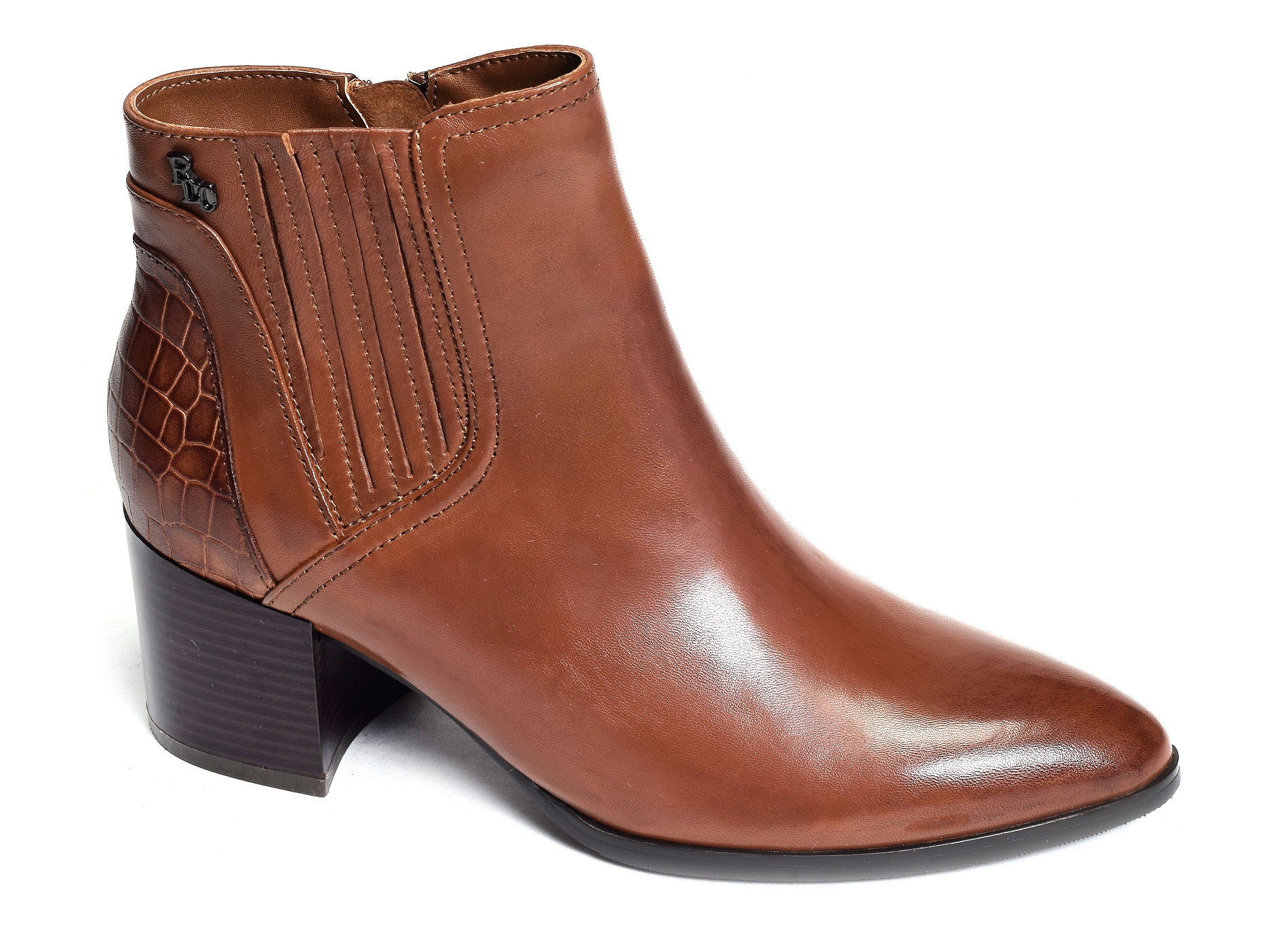 Taylor 15 camel