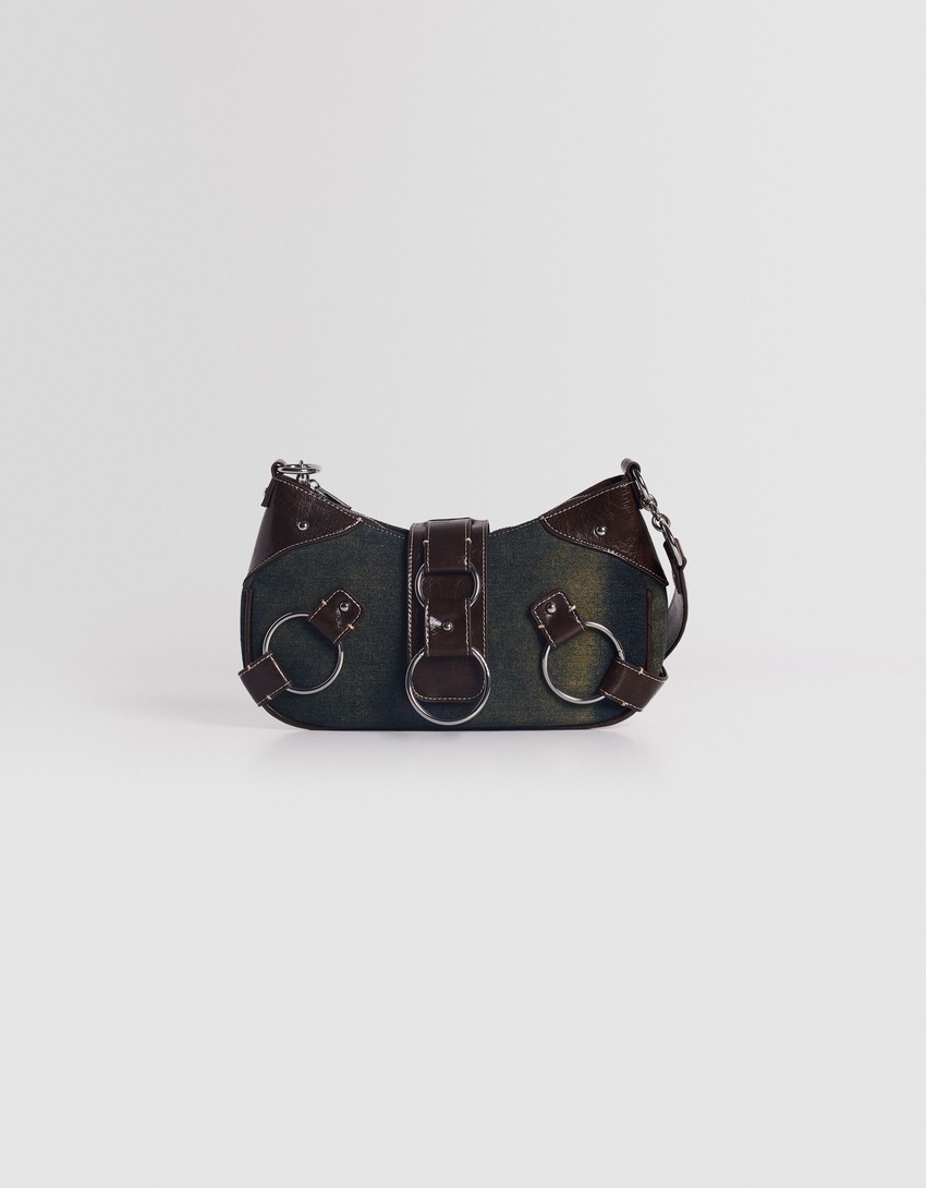 Bolsa de ombro vintage contrastante com argolas