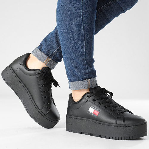 Baskets Femme Flatform Essential 2518 Black
