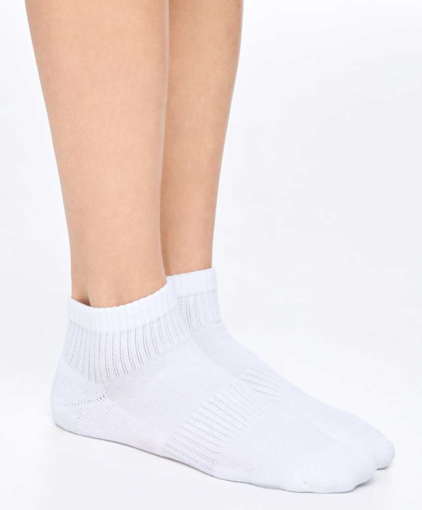 3 pares de meias esportivas de algodão.