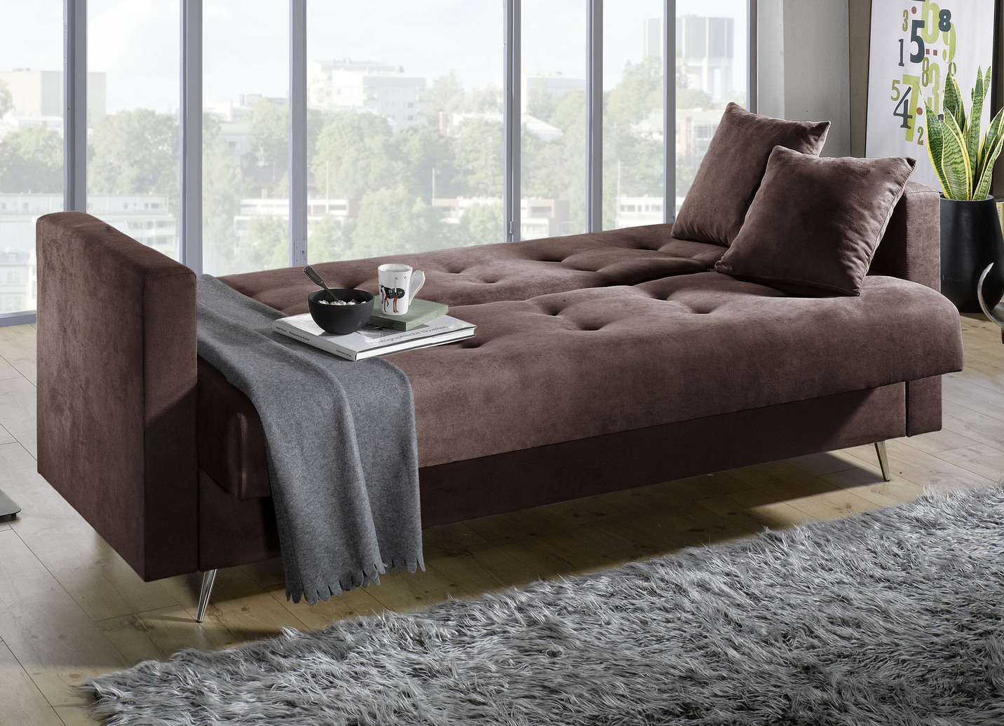 Schlafsofa auf Chromfüßen mit Bettkasten