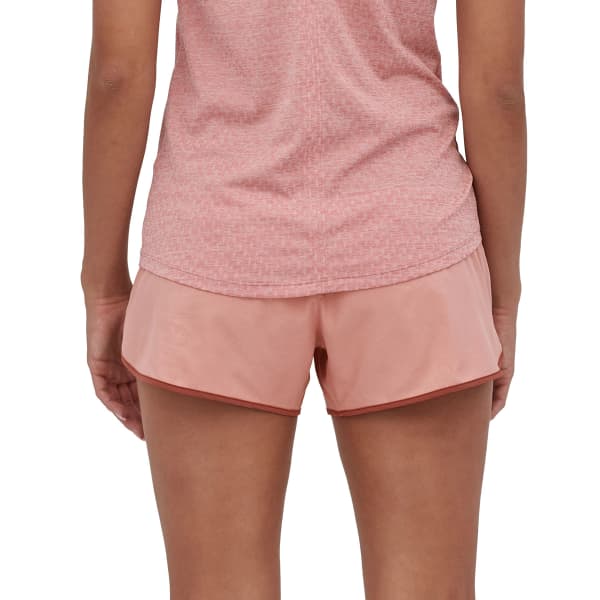 Short trail PATAGONIA W'S STRIDER SHORTS 3-1/2 IN MONKEY FLOWER EMBOSS: SUNFADE PINK