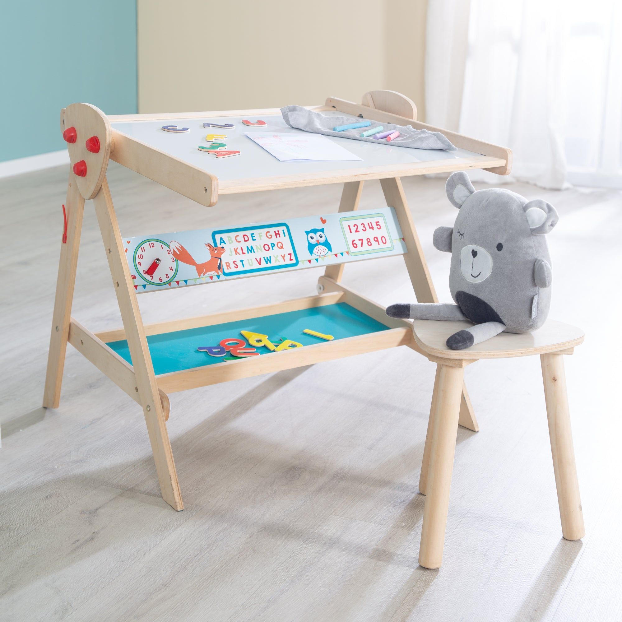 Standtafel mit Hocker