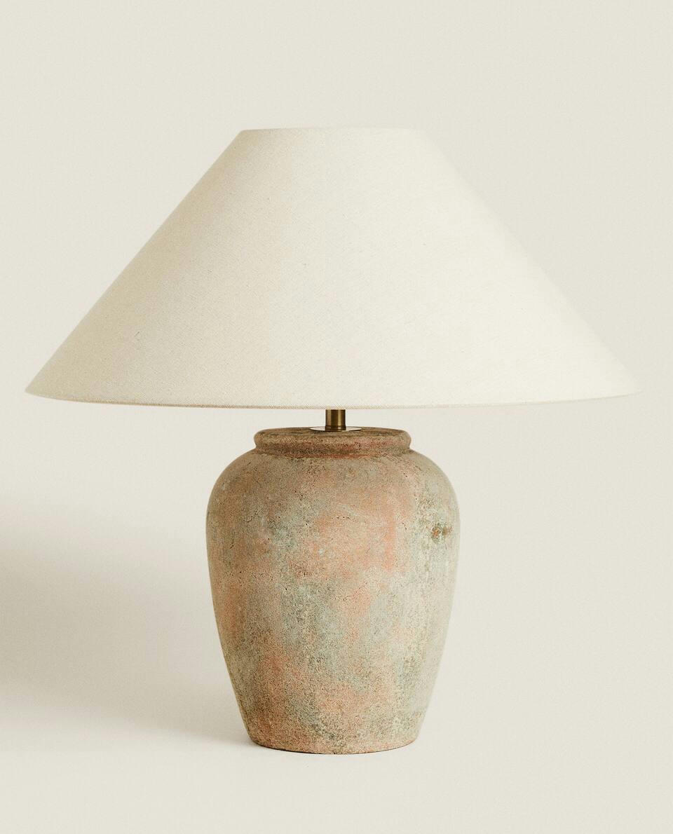 LUMINÁRIA COM BASE DE CERÂMICA
