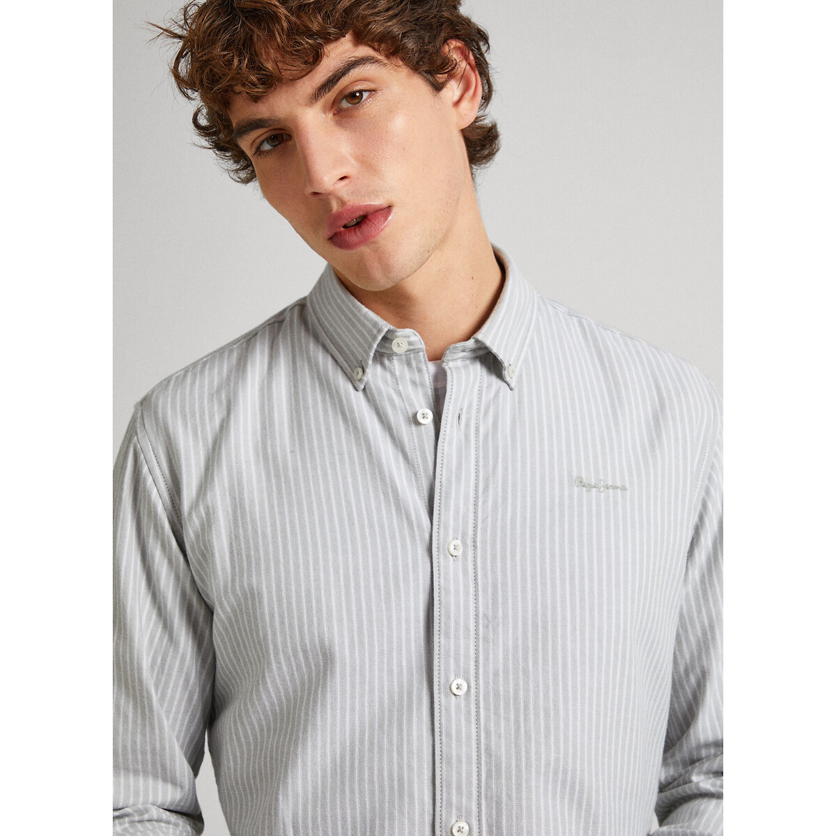 PEPE JEANS<br>Camisa reta listrada com gola abotoada
