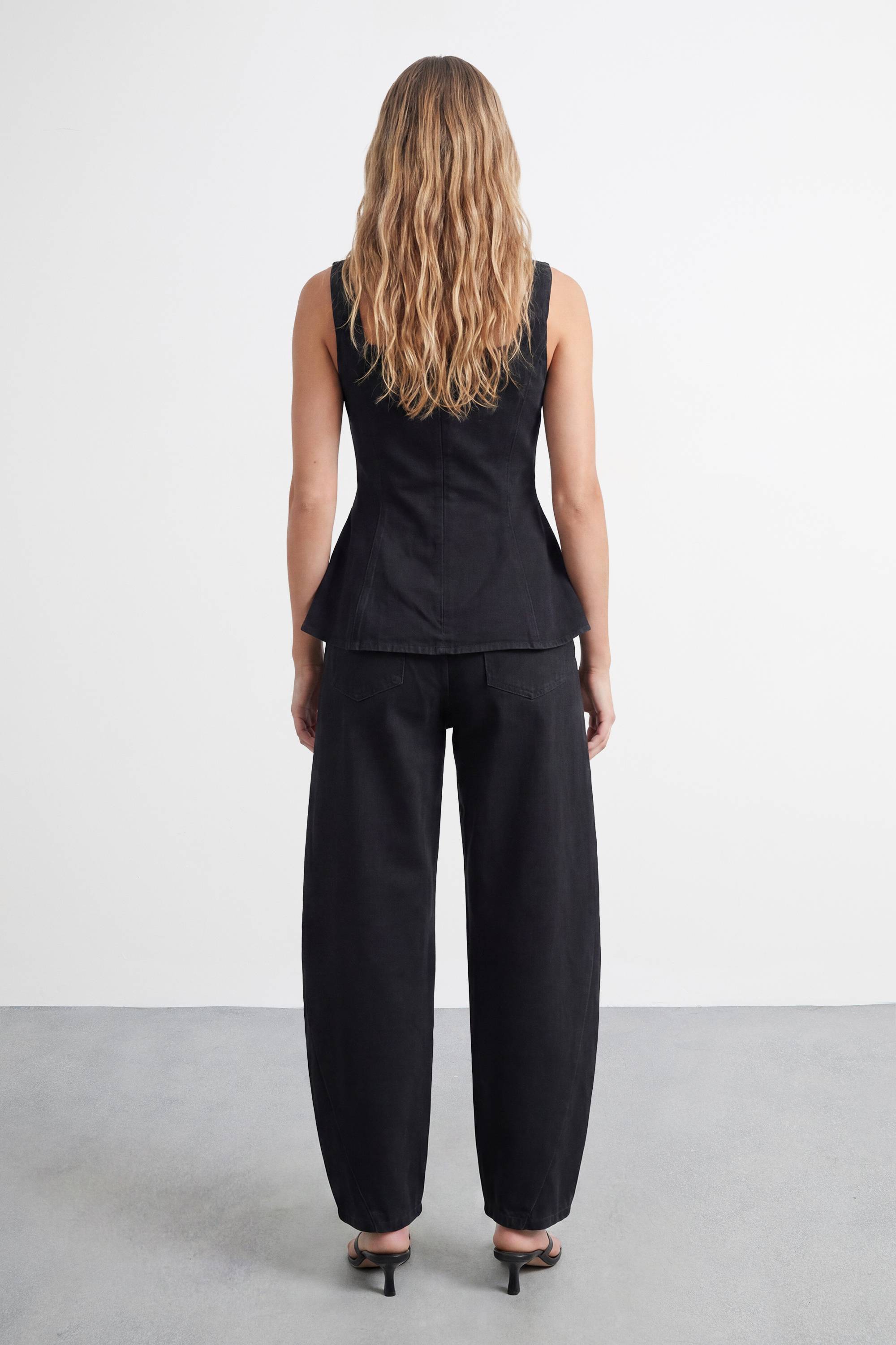 Warehouse Jean À Jambe Tonneau Taille Mi-haute Avec Détails De Coutures