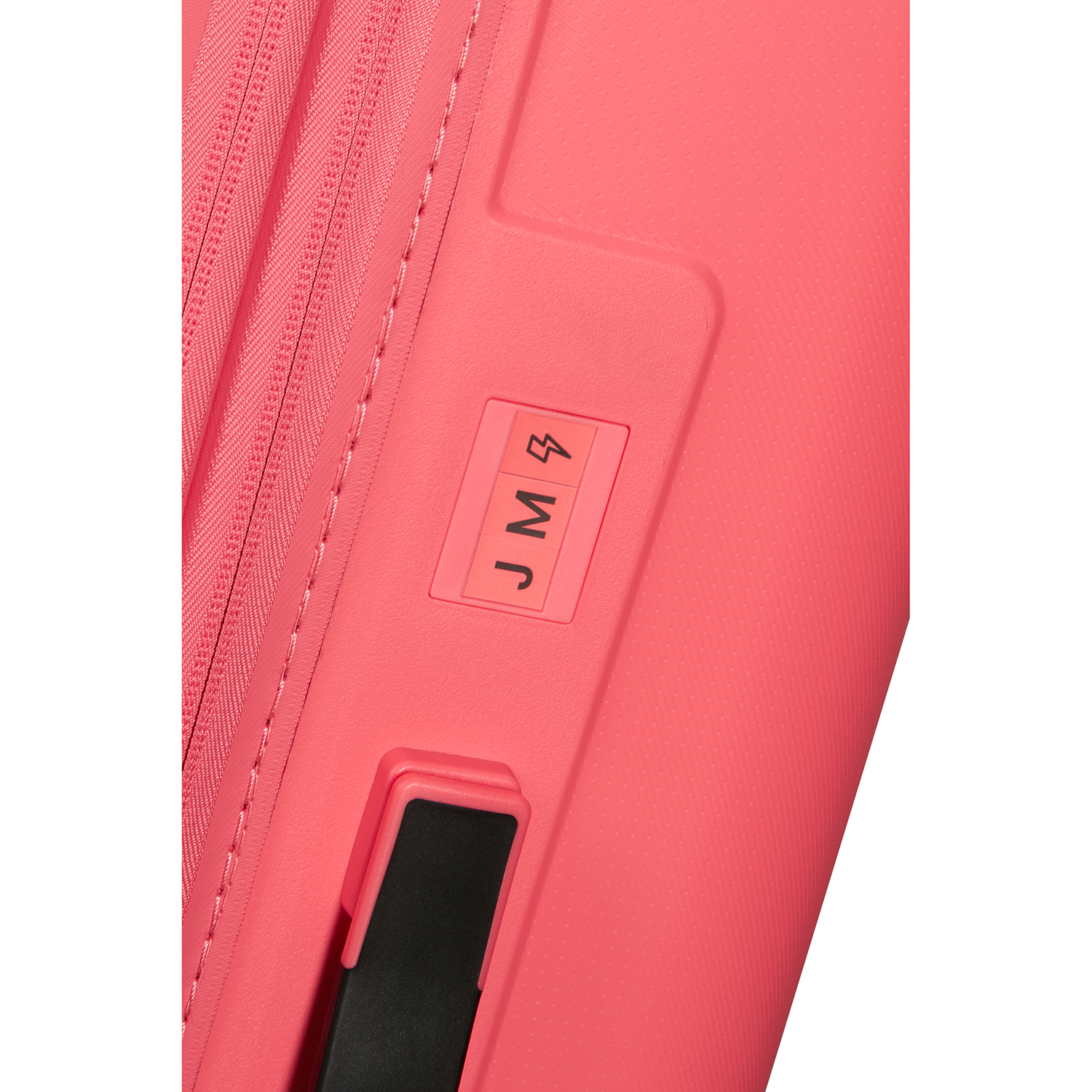 American Tourister Dashpop Spinner 77 Exp sugar pink