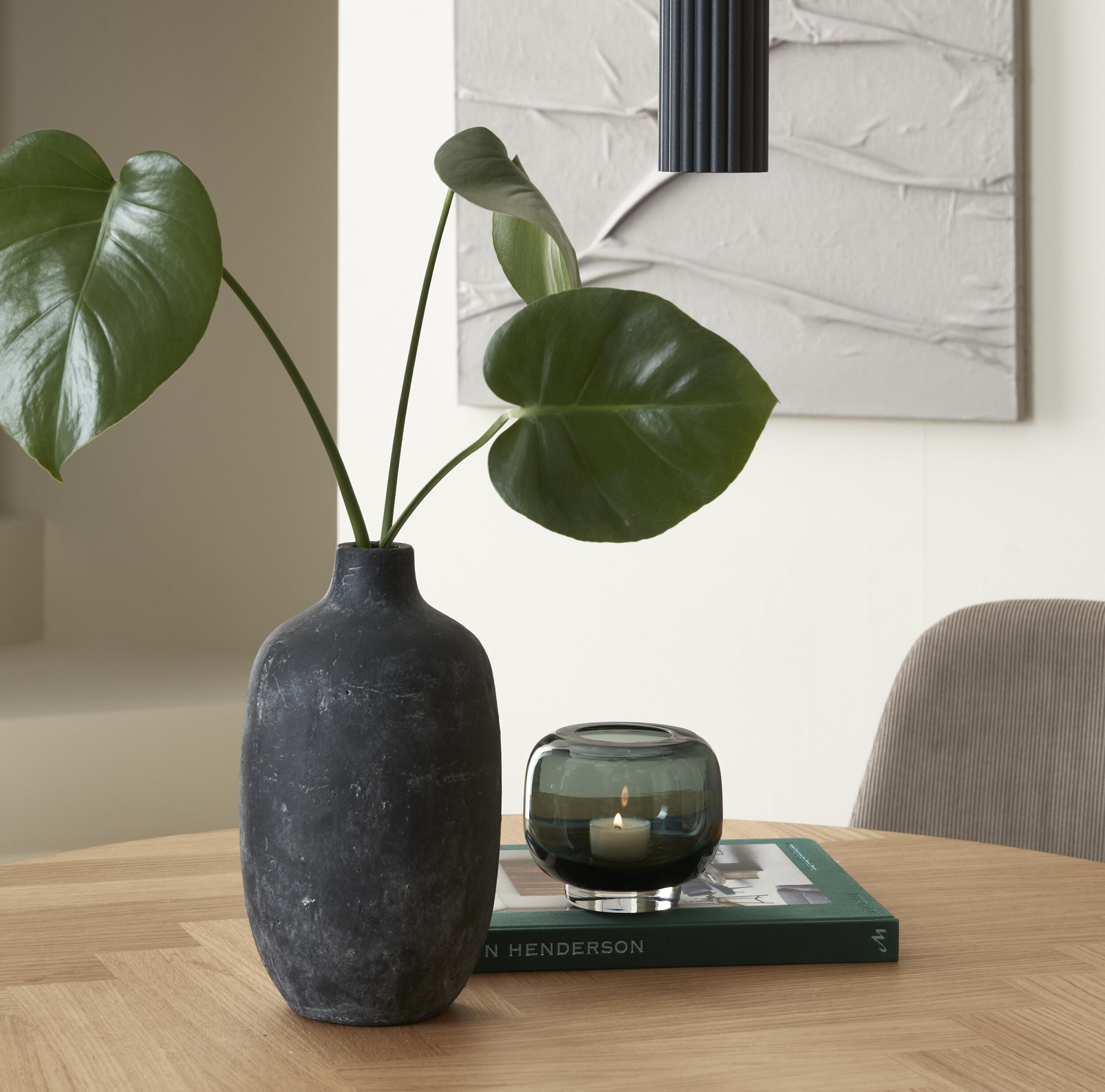 Alesso Vase 27 x 15,5 cm