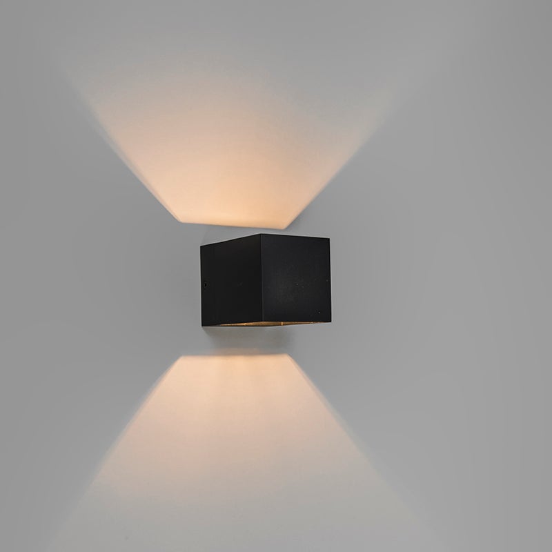 Moderne zwarte wandlamp - Transfer