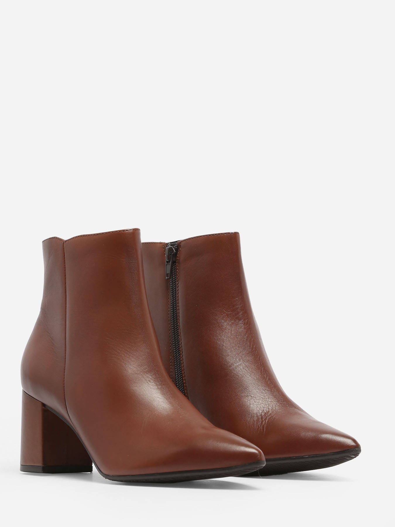 Bottines  talon en cuir TAMARIS