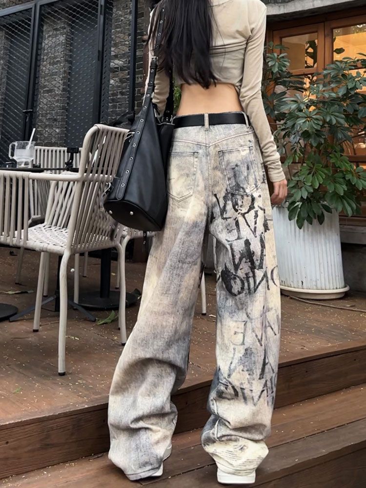 Coline - Mid Waist Lettering Washed Wide Leg Jeans