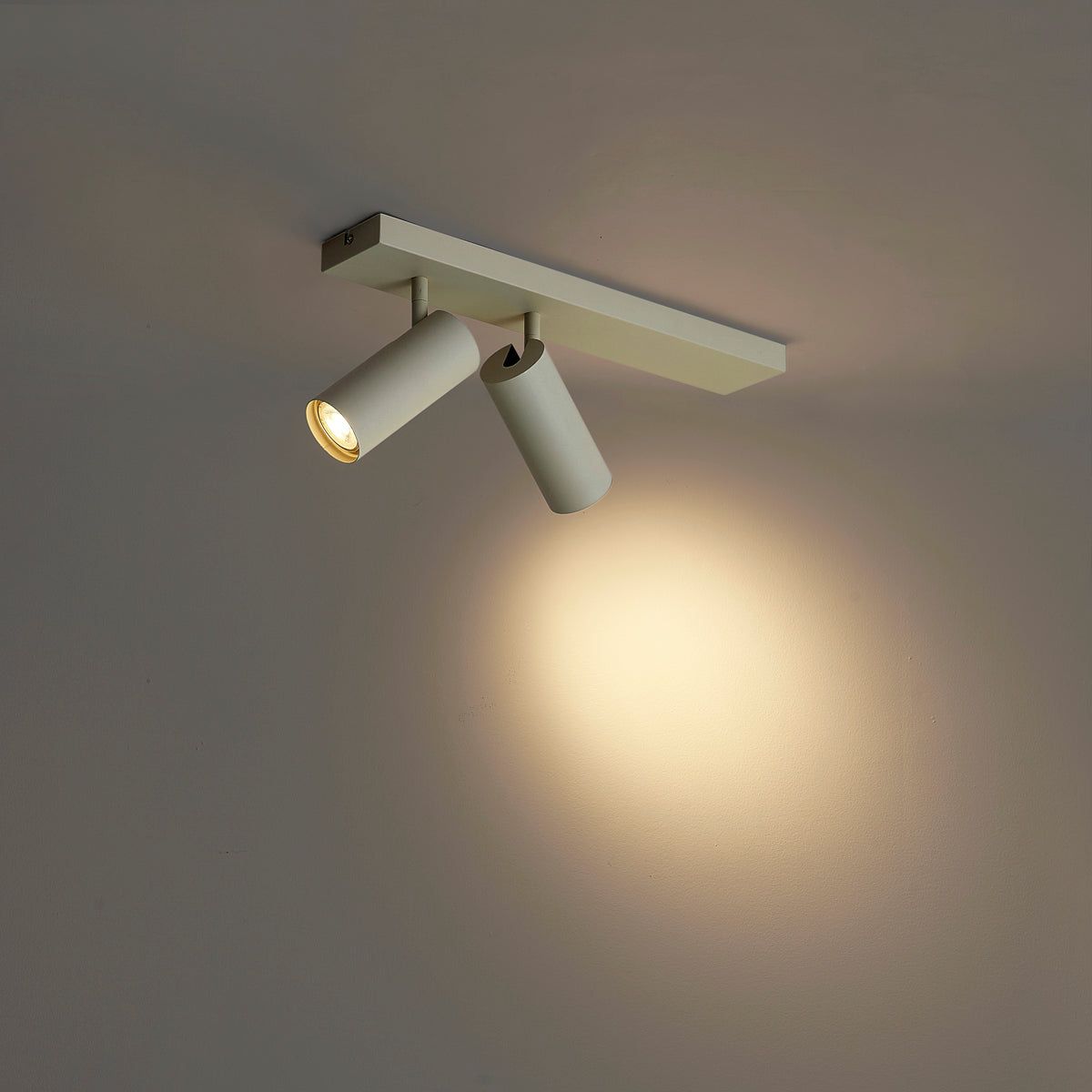 QAZQA Moderne plafondspot beige 2-lichts verstelbaar - Renna