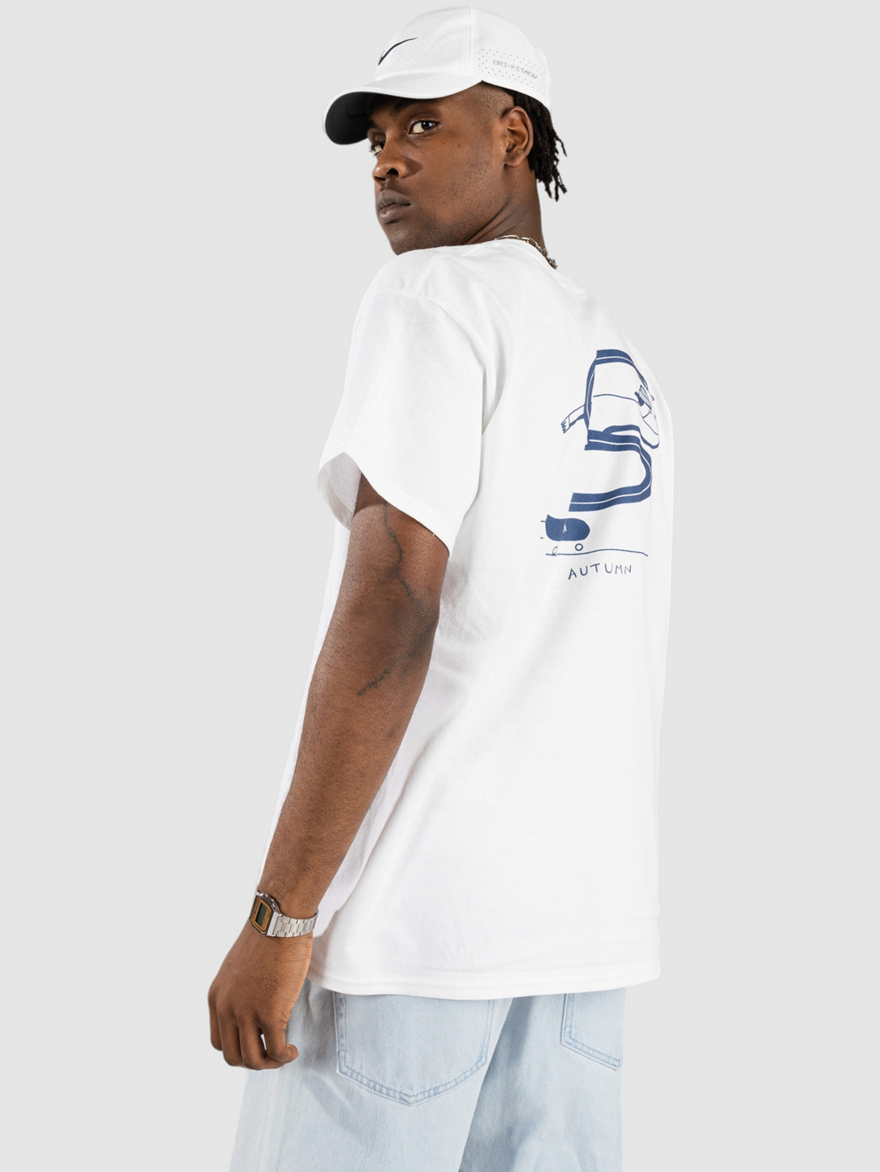 Autumn Headwear Skateboard Man T-Shirt white