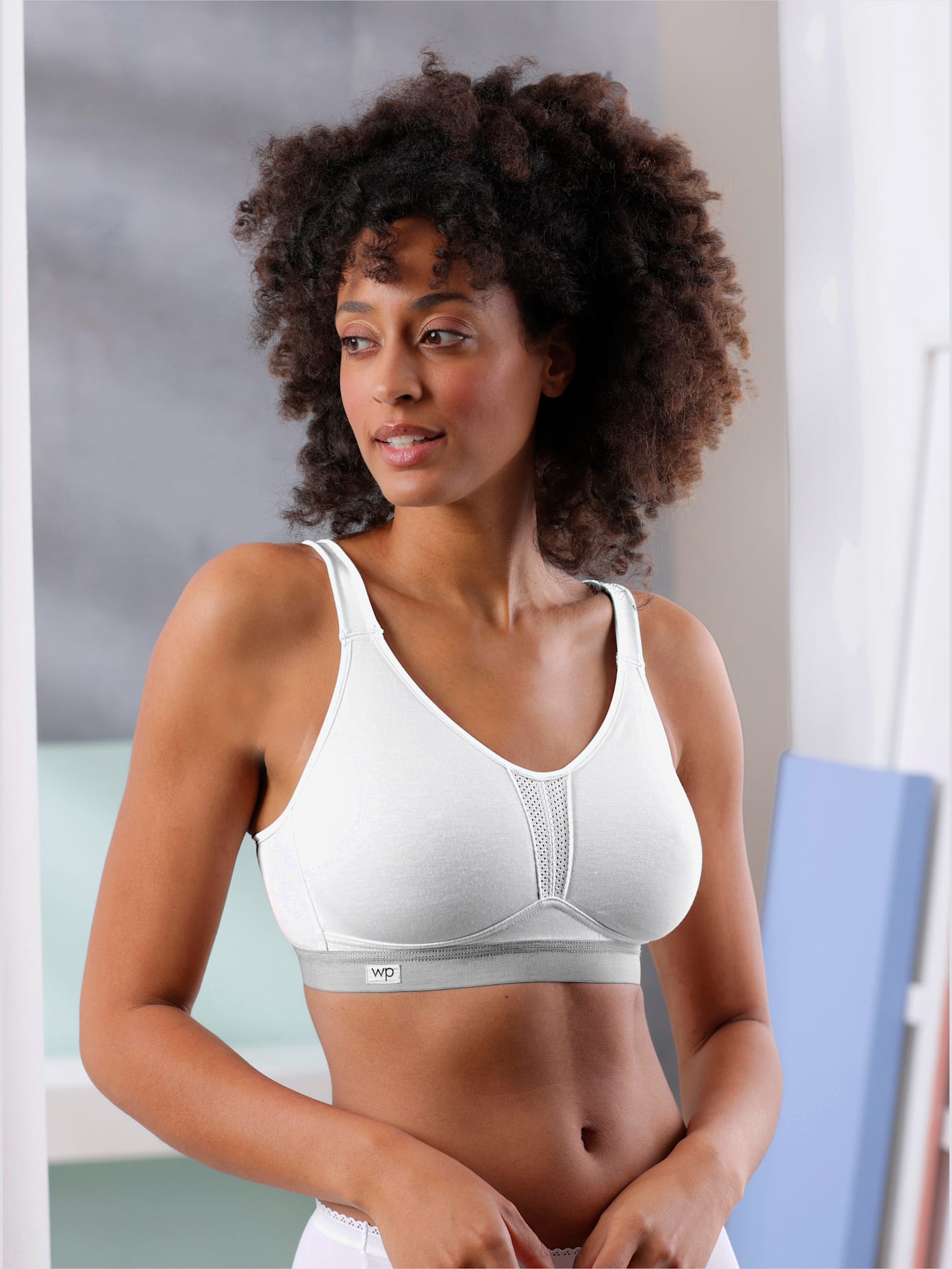 Soutien-gorge de sport sans armatures bon. b, c, d, e