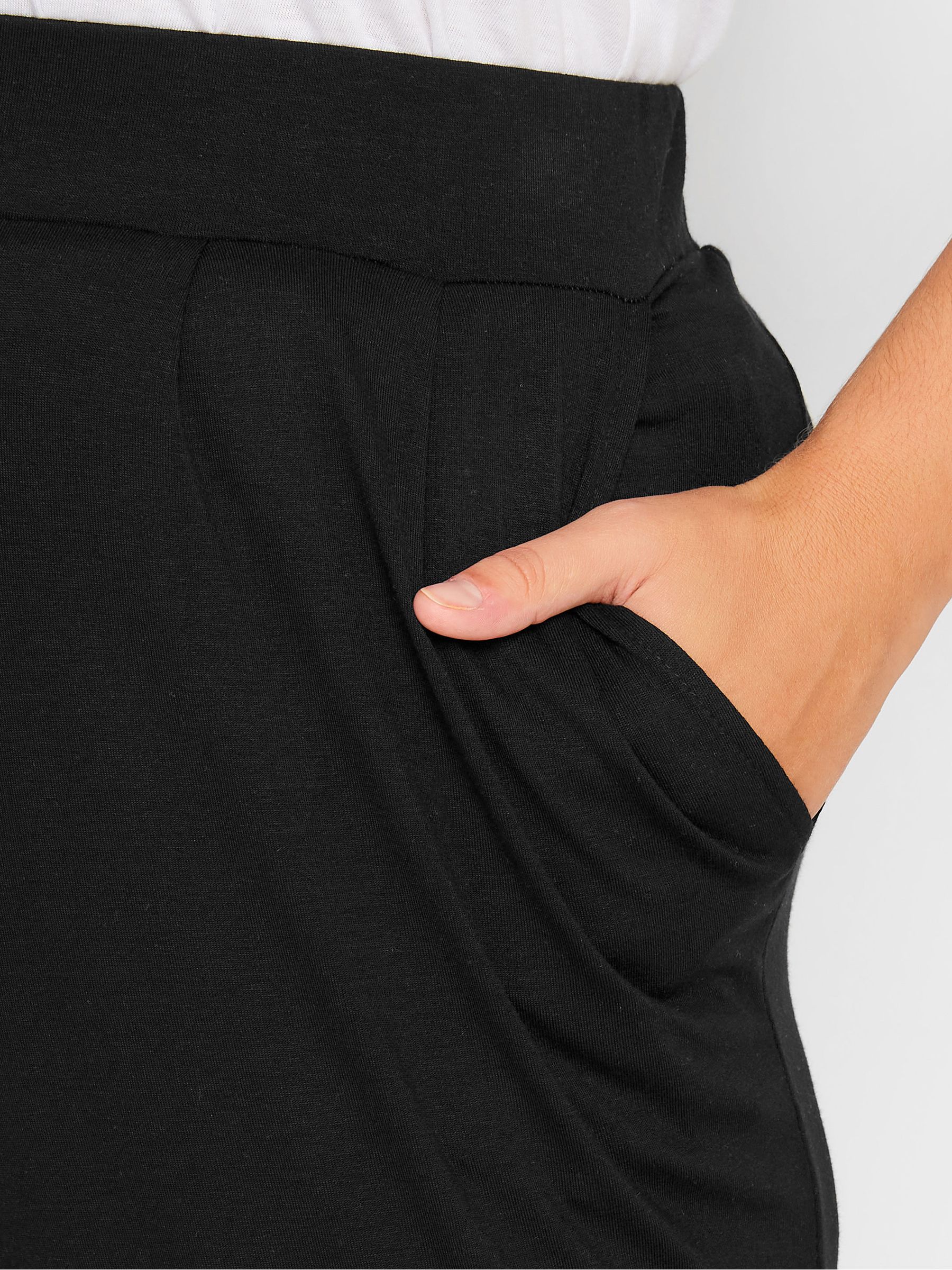 Zwart - Yours Curve - Jersey stretchjoggingbroek met dubbele bandplooi