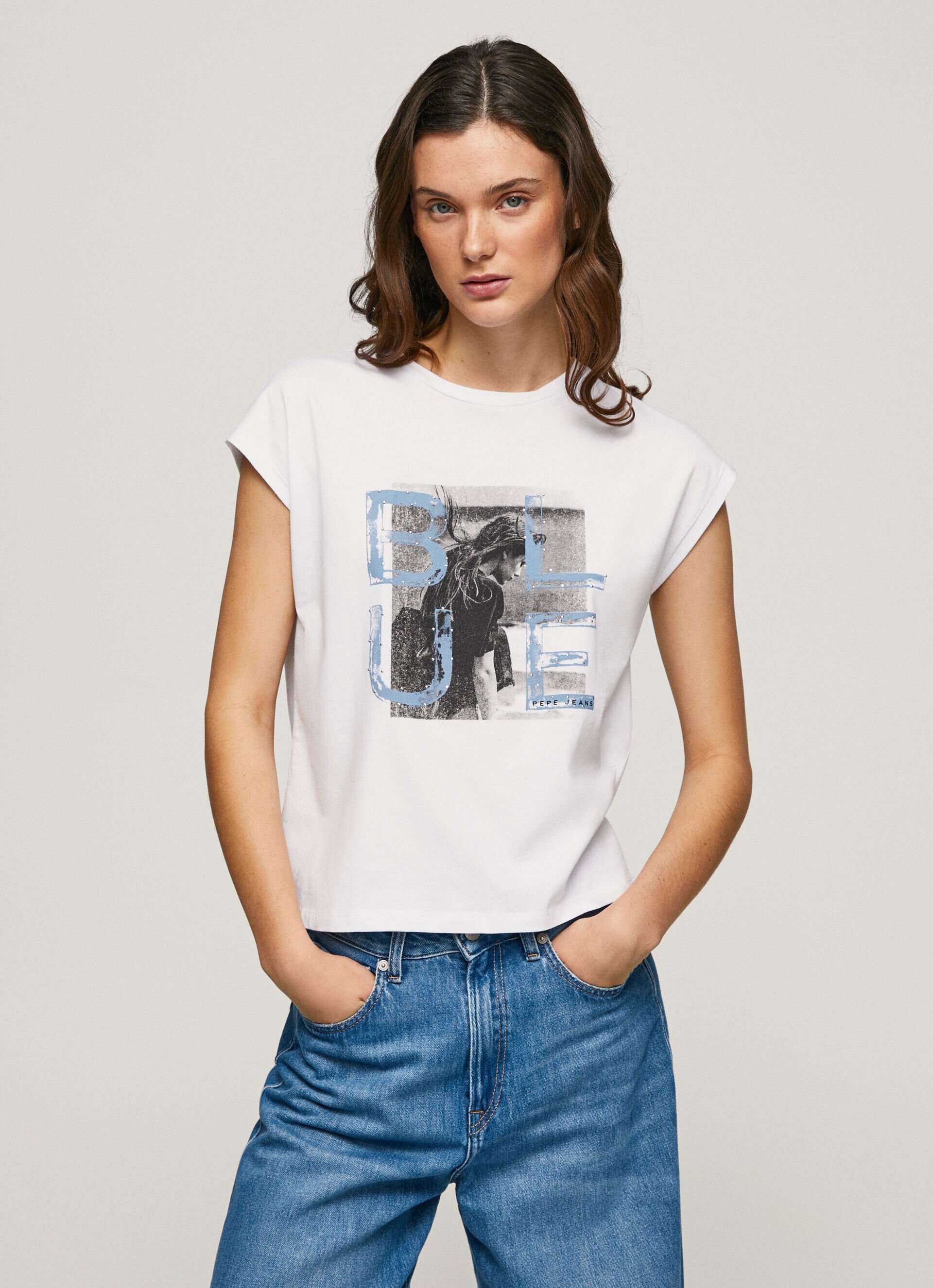 CAMISETA COM ESTAMPA FOTOGRÁFICA - branca