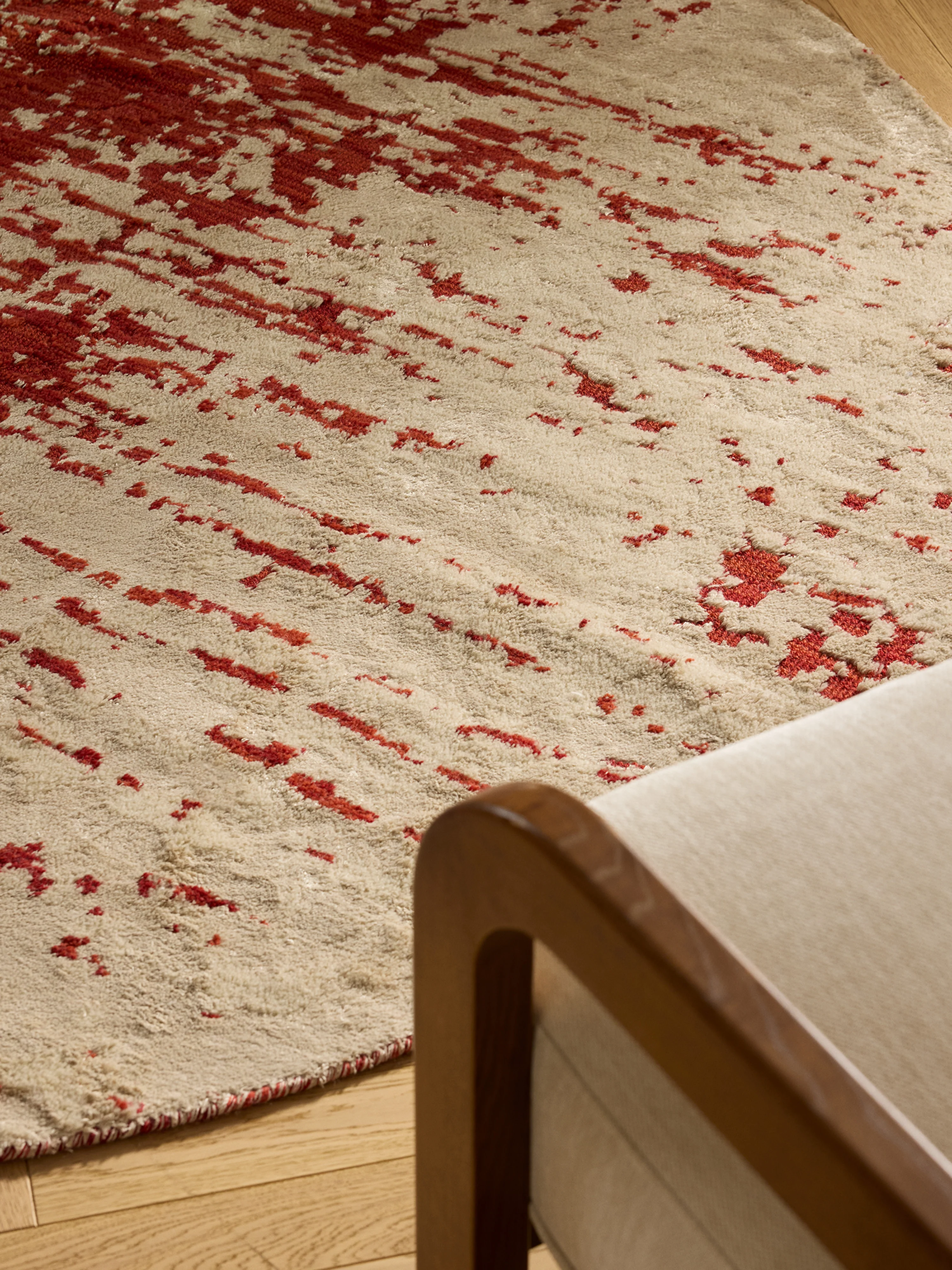 Rond wollen vloerkleed Cynthia met abstract patroon, handgeweven