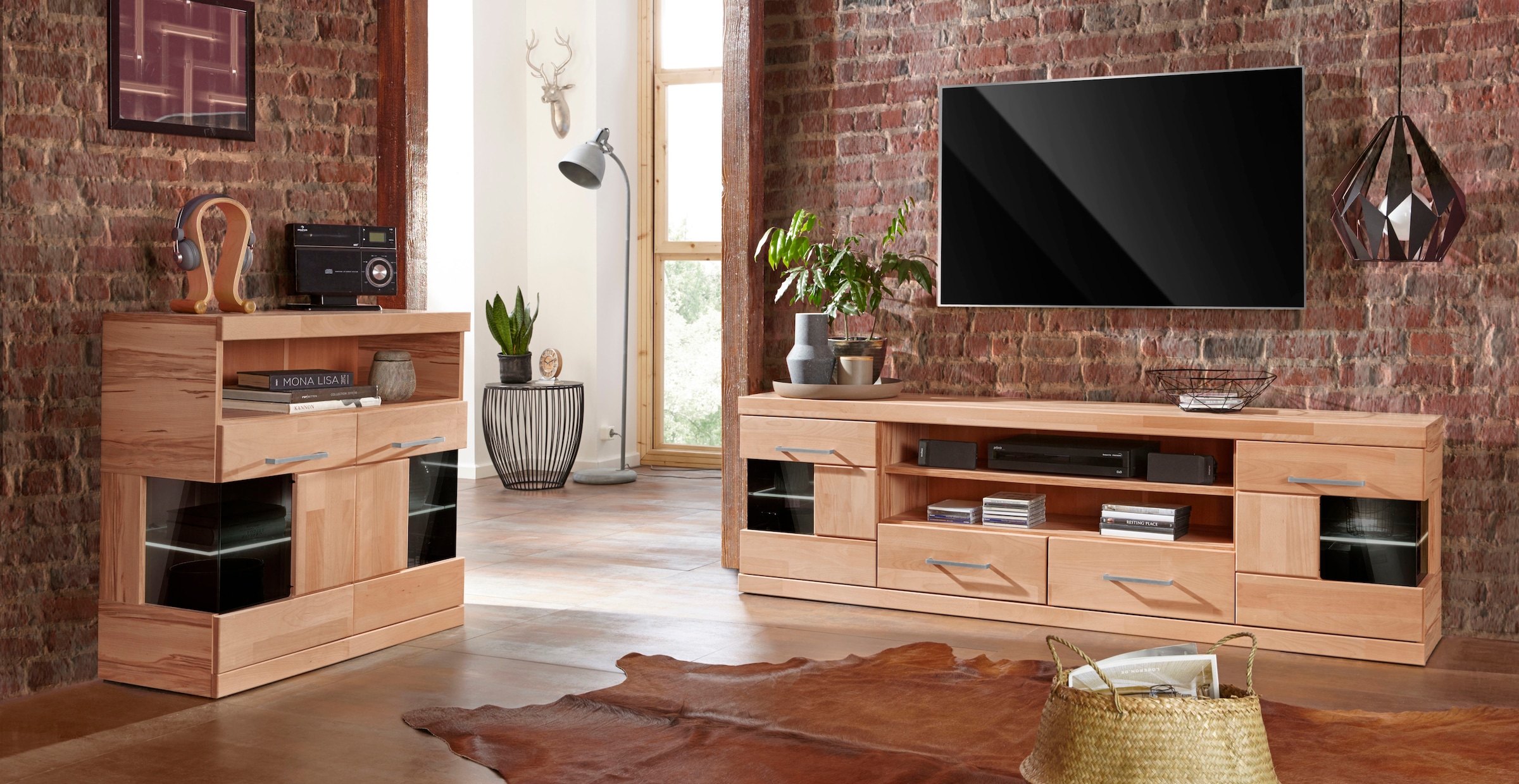 Home affaire Lowboard »Ribe,180cm breit, Fronten Massivholz,6 Fächer,Kabeldurchführung« Korpus Holzwerkstoff,Glaseinsatz aus gehärtetem Glas,Böden versetzbar