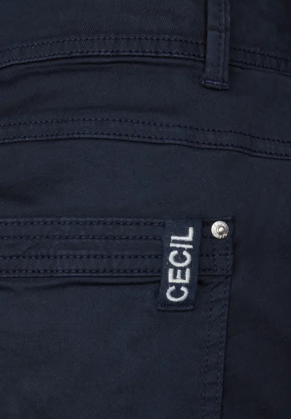 Casual Fit Hose - universal blue