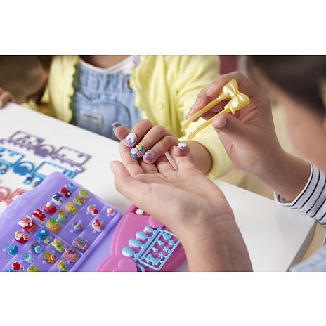 Aquabeads nail studio