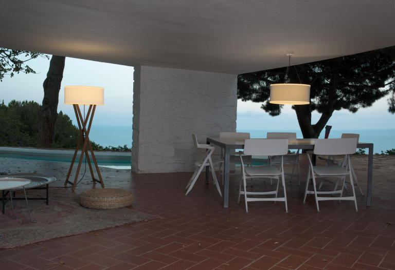 Marset Cala 140 vloerlamp buiten