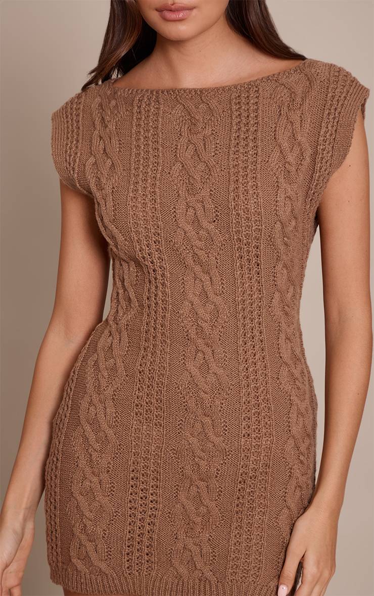 Taupe Robe Courte Mini En Maille Torsadée À Manches Courtes