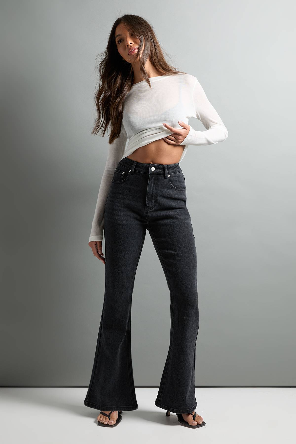 boohoo Le jean flare taille haute
