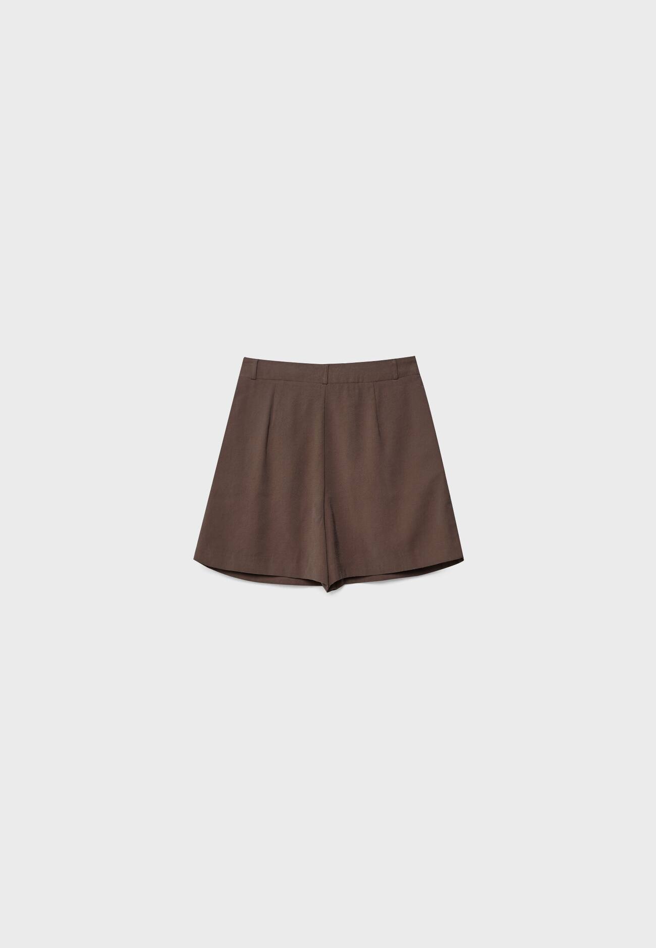 Calções elegantes com pregas