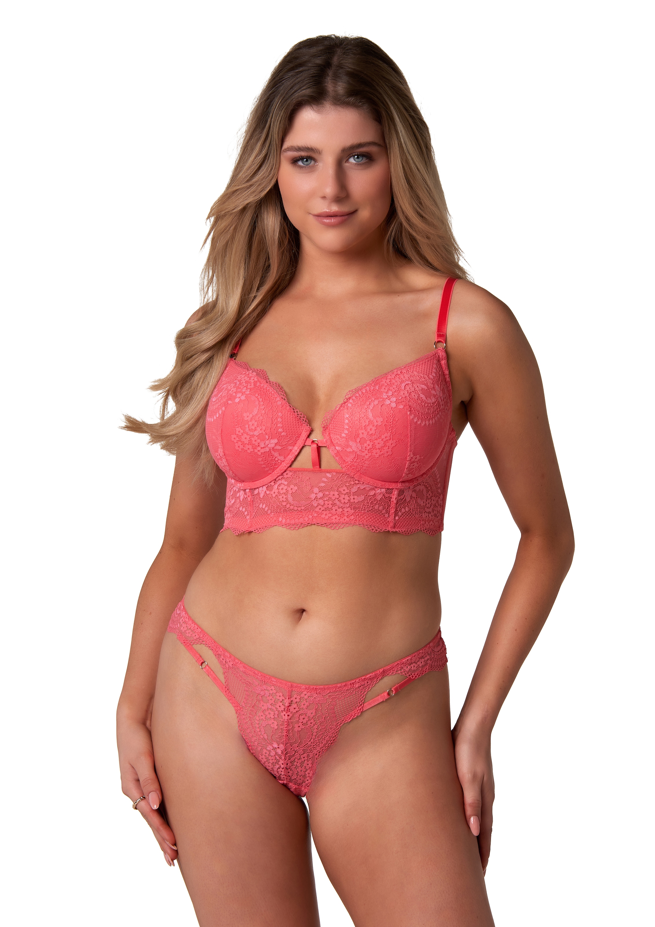 After Eden D-cup & up String »Maite«, mit Spitze, Riemchendetails, feminin, bequem, weich, elastisch