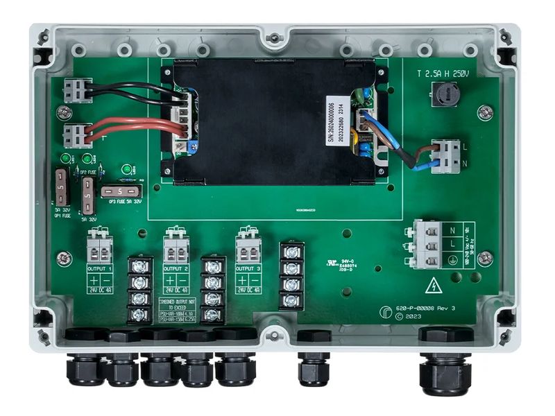 RayTec Netzteil PSU-VAR2-100W-3 für VARIO2 Die Leistungsaufnahmen der VARIO2-Serie (PSU) wurden speziell für die korrekte Stromversorgung aller VARIO2-Scheinwerfer einschliesslich VARIO2 IP PoE entwickelt