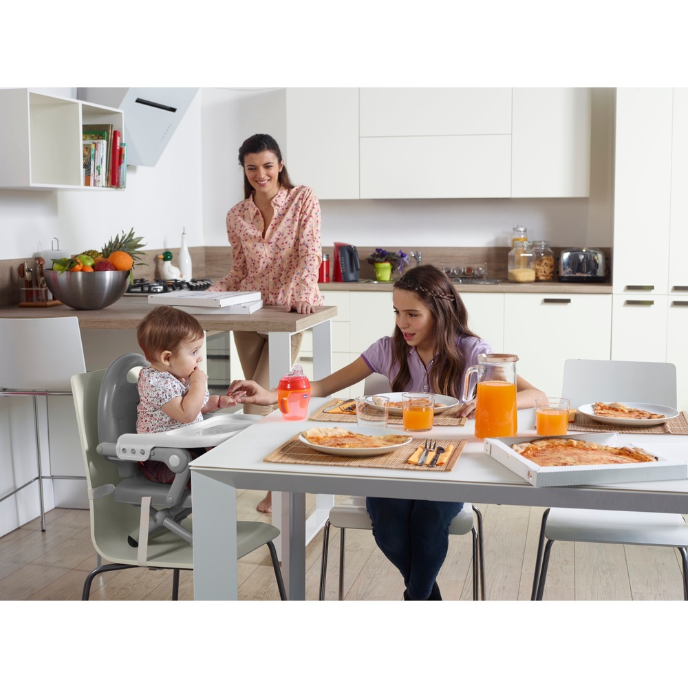 Chicco Pocket Snack Booster Seat Dunkelgrau