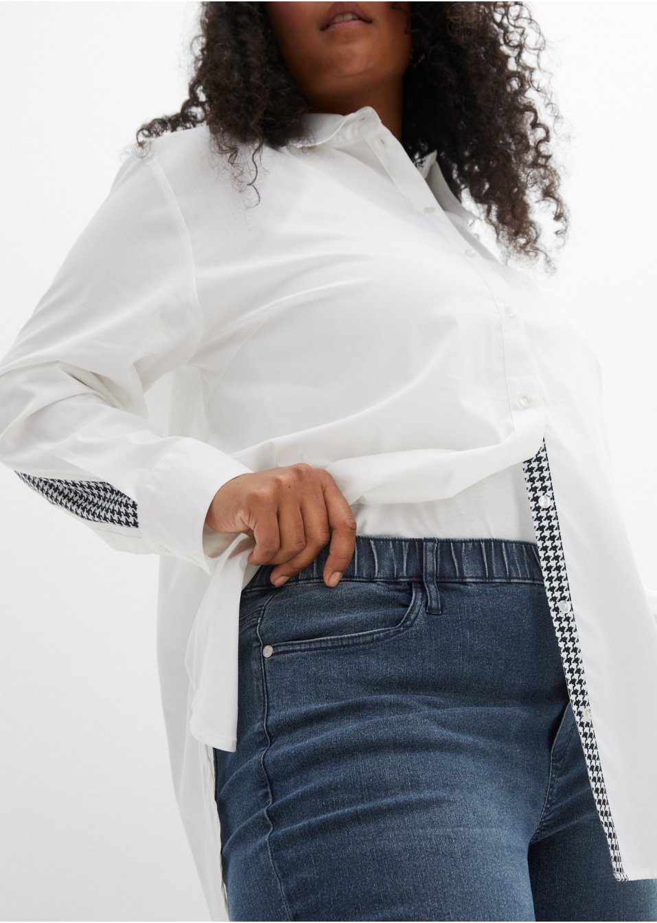 Jean taille extensible avec détails brillants