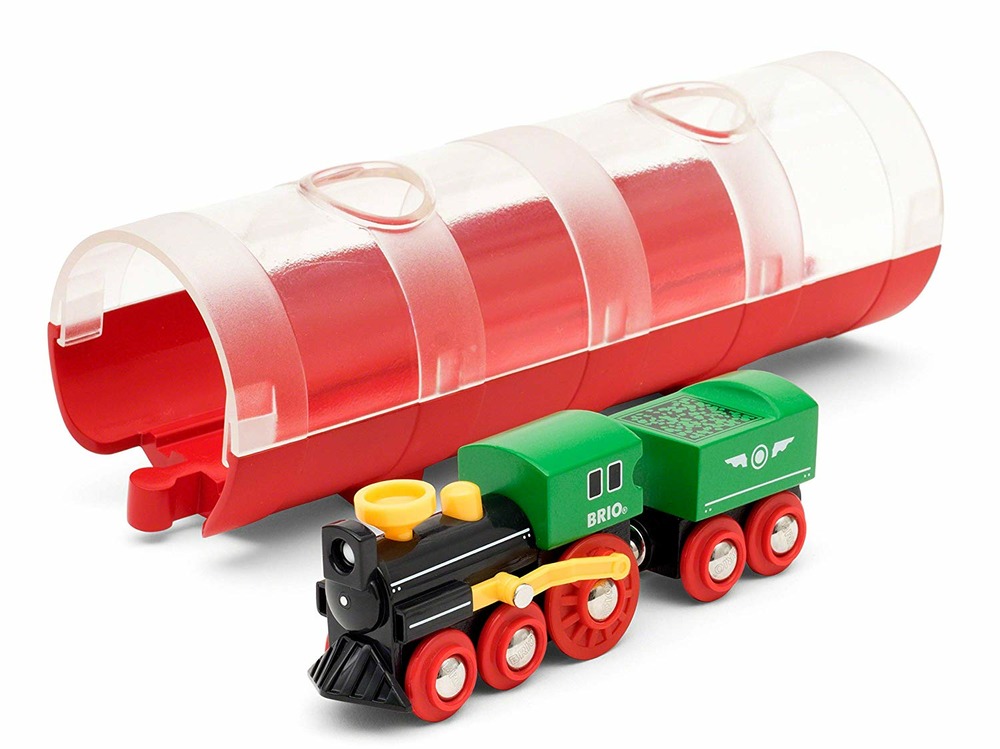 Train à vapeur et tunnel