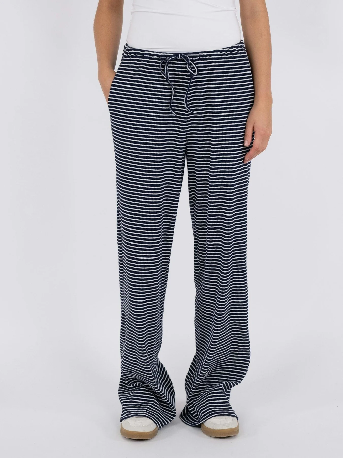 Neo Noir Geri Stripe Pants 702 dark navy