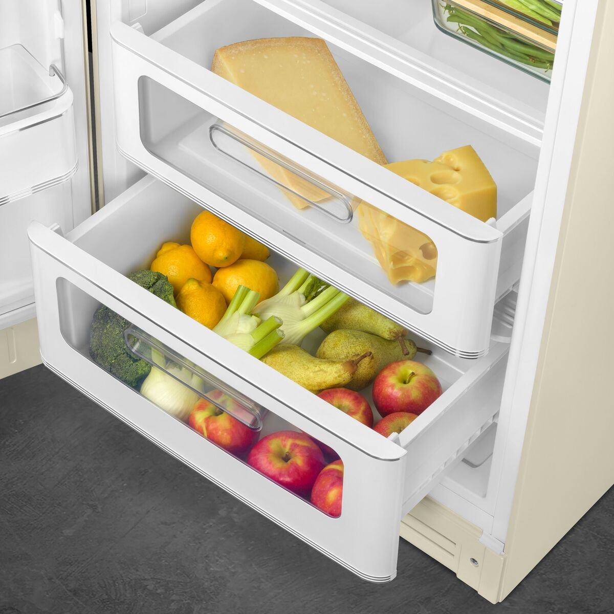 Smeg FAB28LCR6 Kjøleskap Med Fryser 153cm Venstrehengt Creme