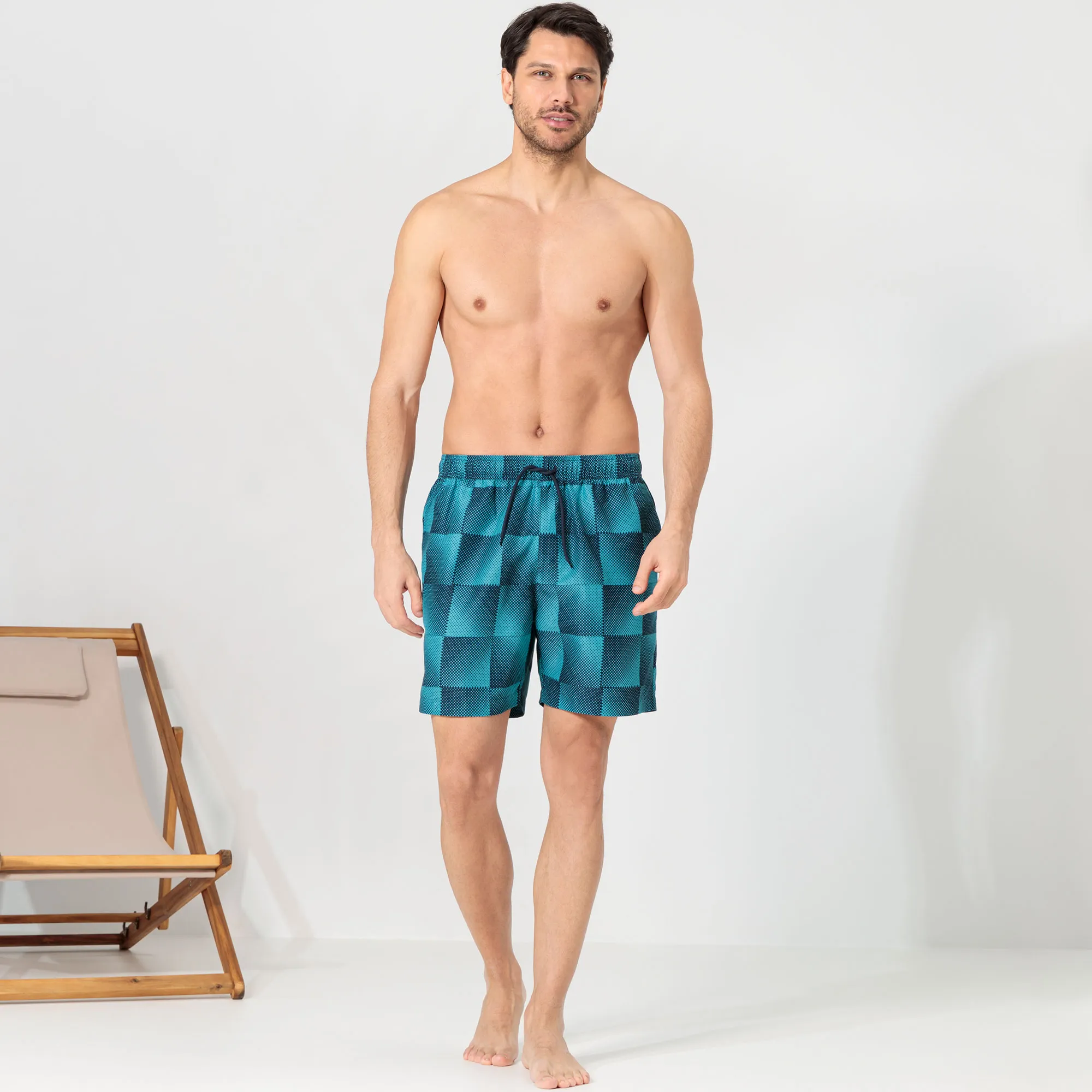 Herren-Badeshorts mit Karodesign