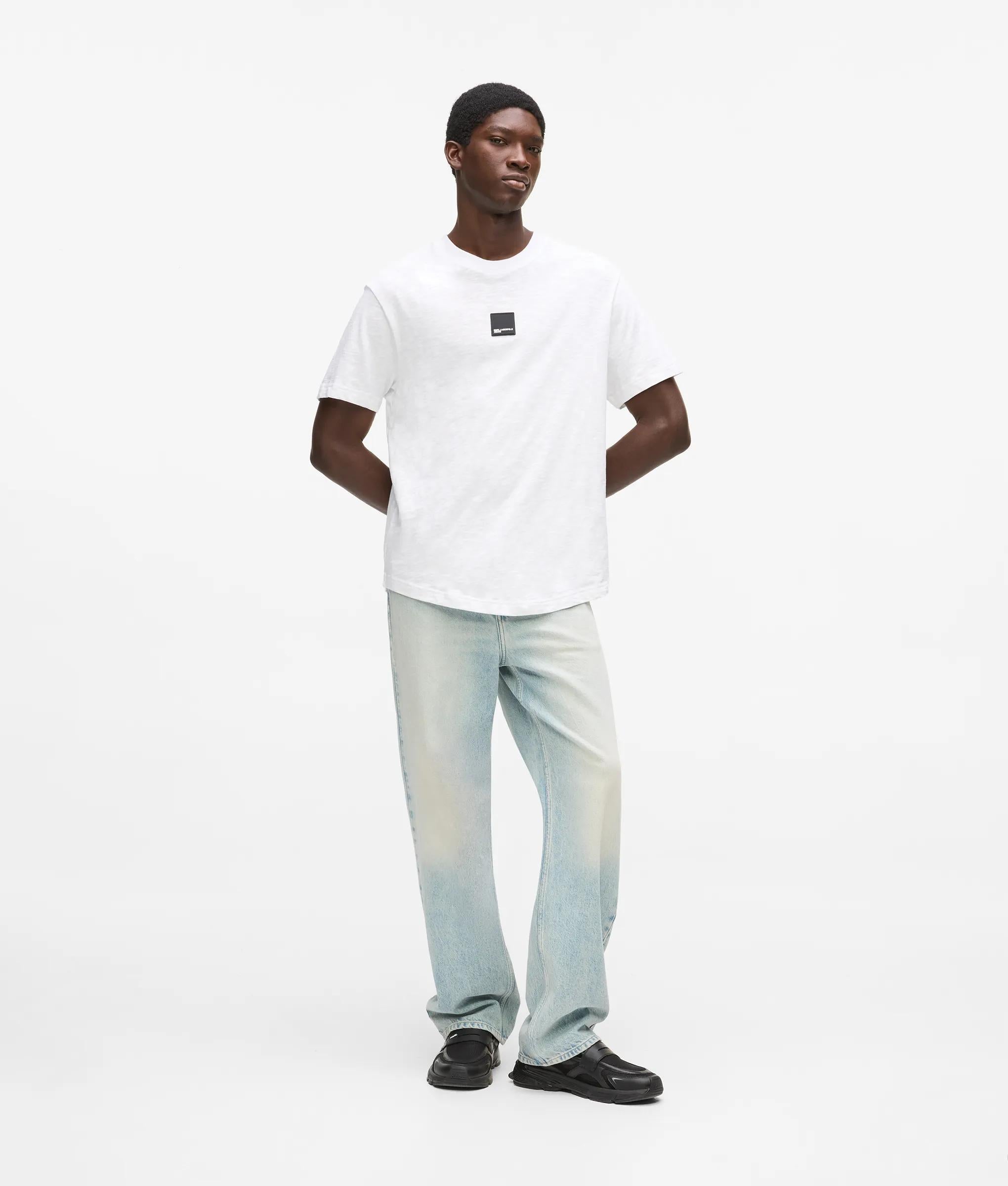 T-shirt met gebogen zoom
