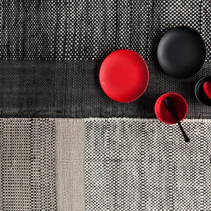nanimarquina - Tres Stripes 170 x 240 cm, schwarz
