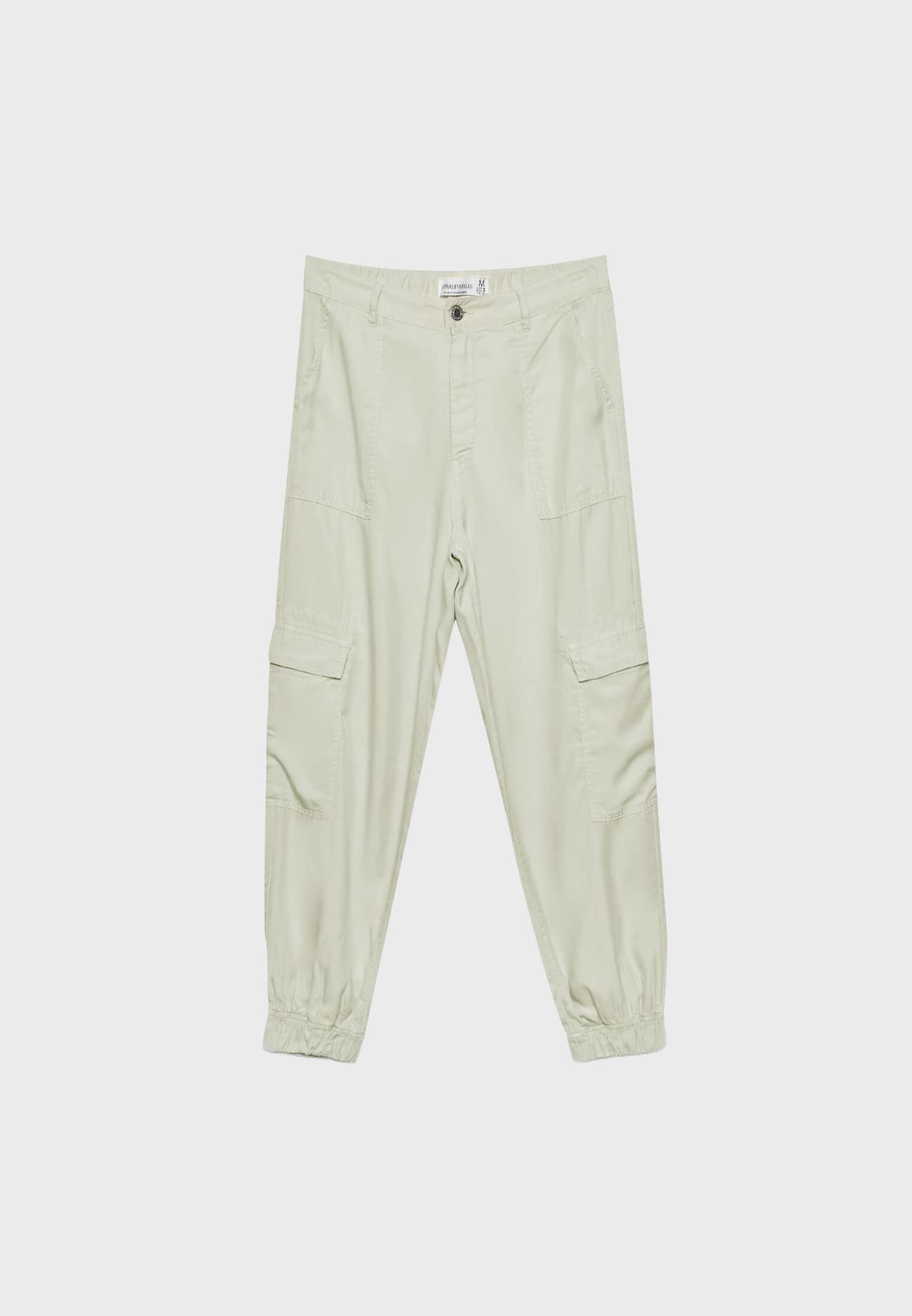 calças cargo fluidas
