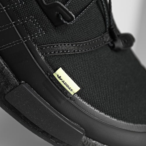 Baskets NMD R1 ID4713 Core Black Carbon Pulse Yellow