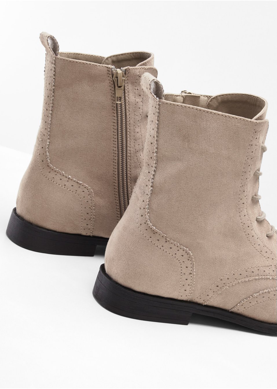 Boots à lacets