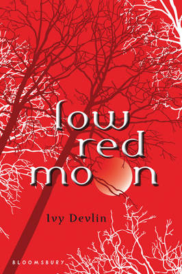Low Red Moon (Paperback)
